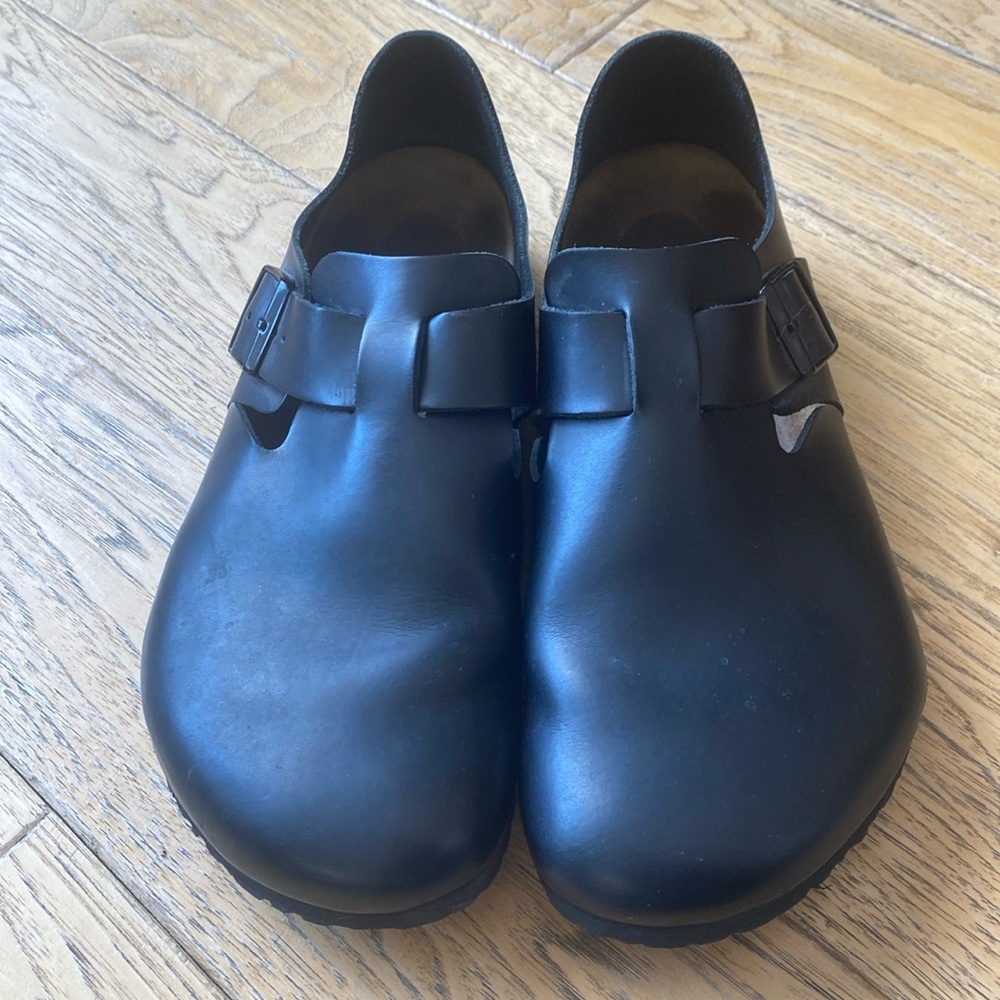Black London Genuine Oiled Leather Birkenstocks.  EUC.  Men’s Size 46 or 13